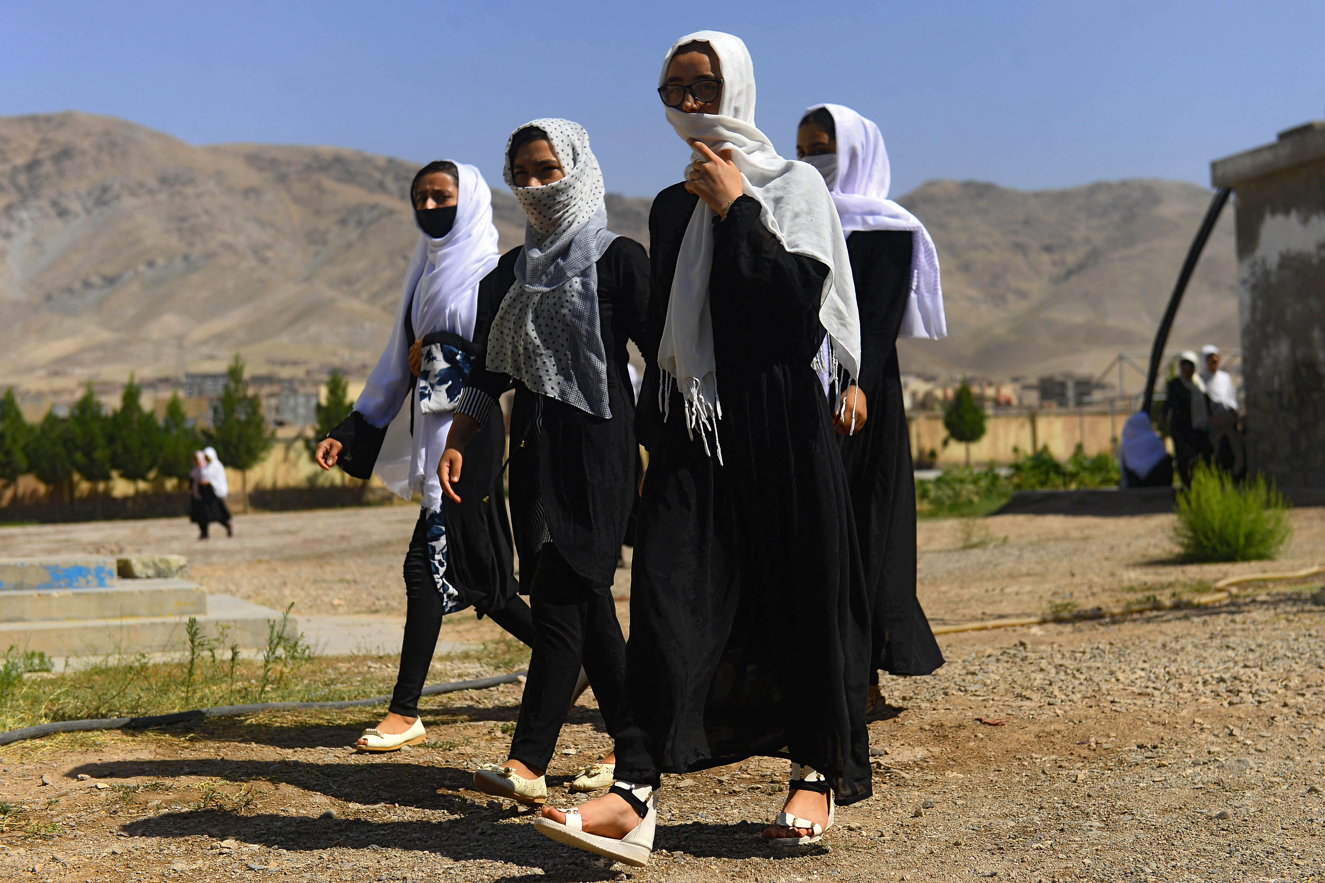 Pandemic Halts Schooling for Afghan Students | Voice of America