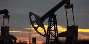 OPEC+ Uncertainty, Virus Variant Worries Linger in Oil Market, IEA Says