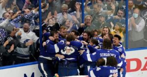 Tampa Bay Lightning win 2nd Stanley Cup in 2 years, ending Canadiens’ inspiring run