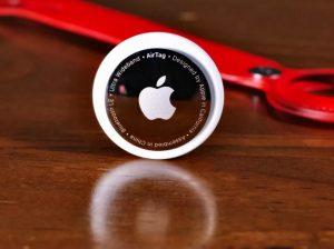 AIR TAGS, A DEVICE INTRODUCED DURING APPLE'S SPRING CONFERENCE WILL ASSIST YOU IN SOLVING DIFFICULTIES.