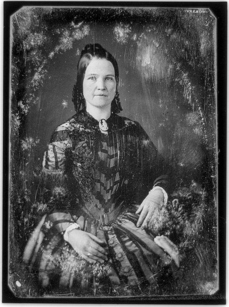 Mary Todd Lincoln - A Woman of Influence